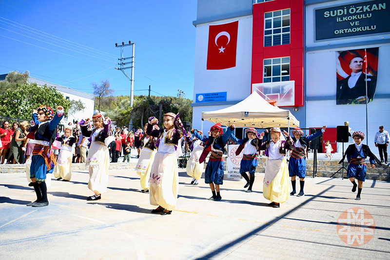 Güvercinlik Sudi Özkan İlkokul ve Ortaokulu'nun açılışı 2